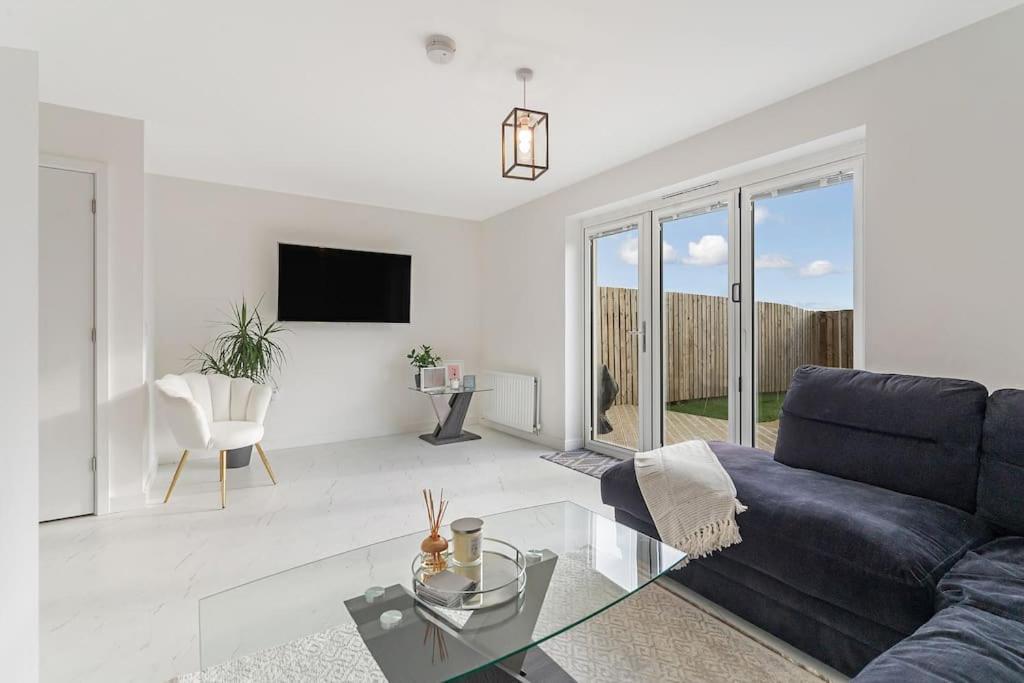 Scenic Getaway, Open Plan Home! 2bed Park For Free Holiday home *